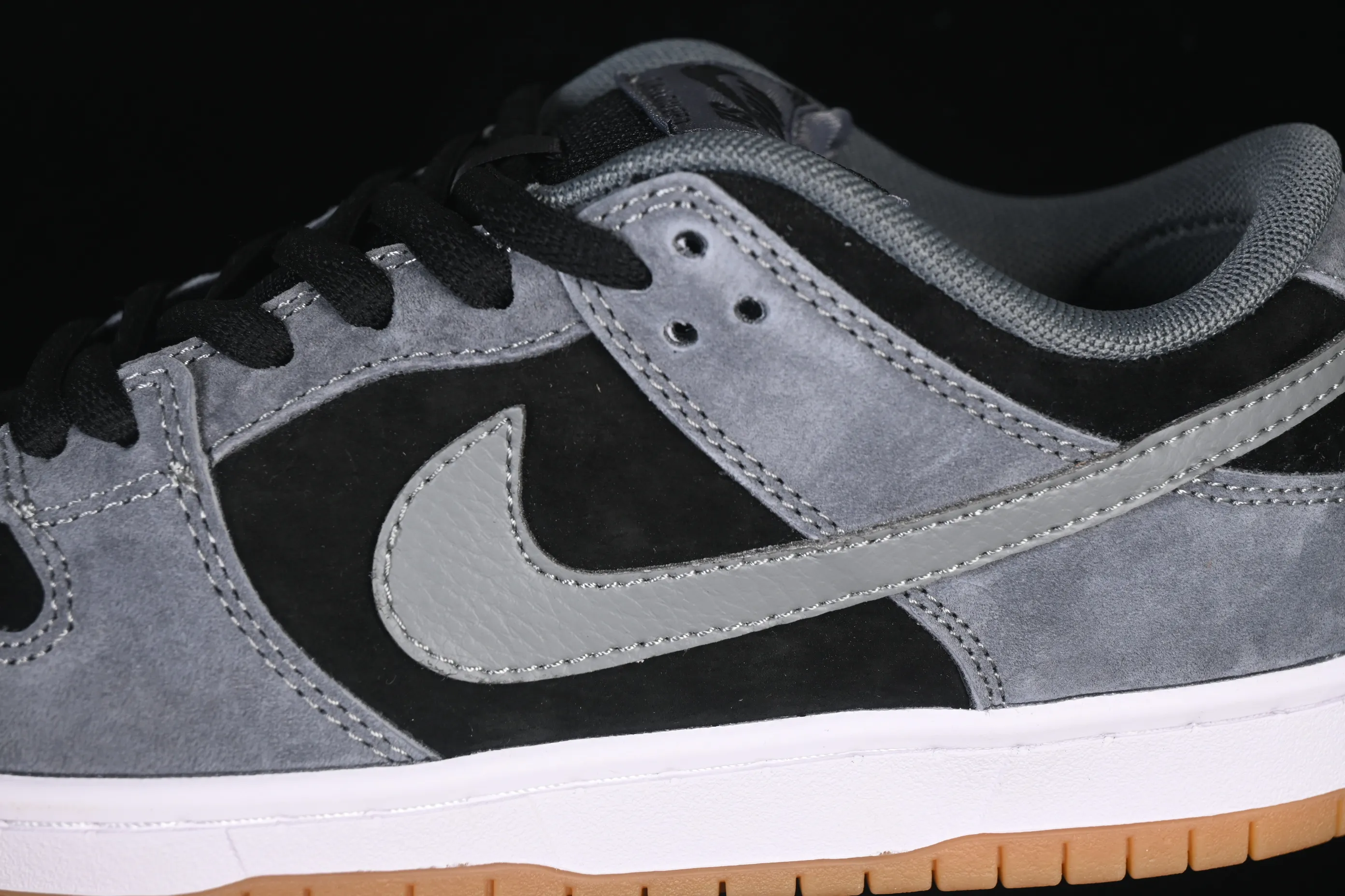 All Categories Nk SB Dunk Series Nk SB Dunk Low Low-top sneakers Nike SB Dunk Low Gray raw rubber SB low-top casual sneakers HF3063-001